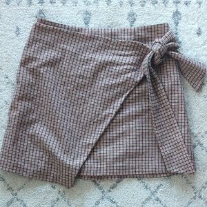 Wilfred Checkered Mini Skirt in Black and Pink